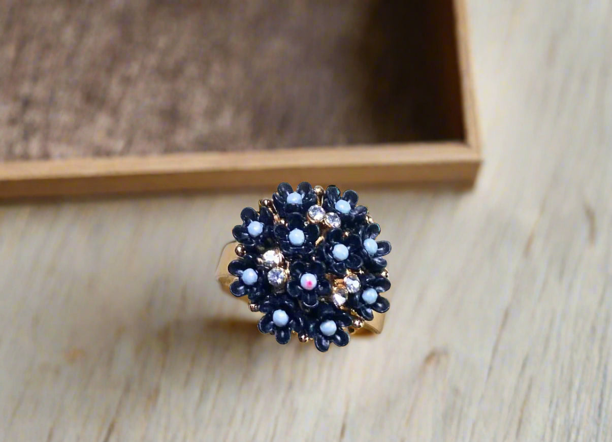 Ring (027)