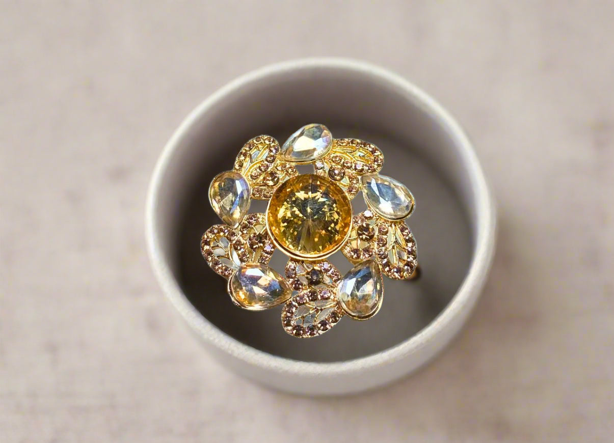 Ring (028)