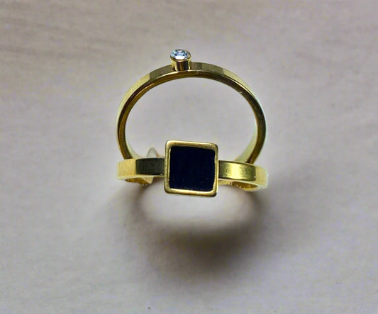 Ring (019)