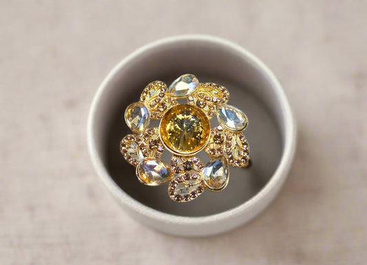 Ring (028)