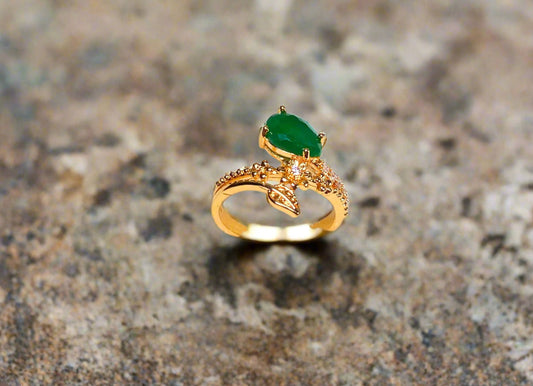 Ring (008)