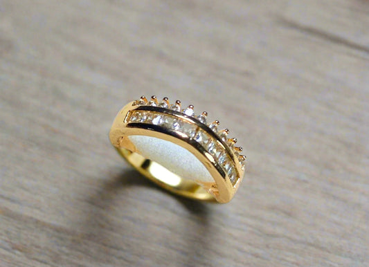 Ring (015)