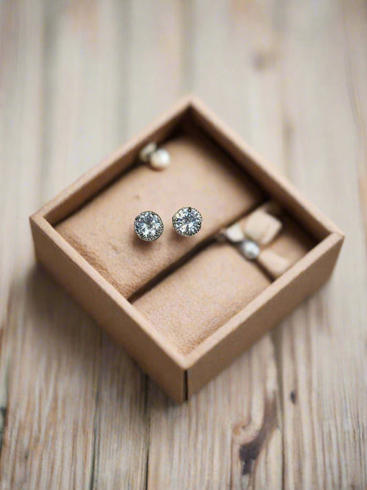 Studs Stone | 001